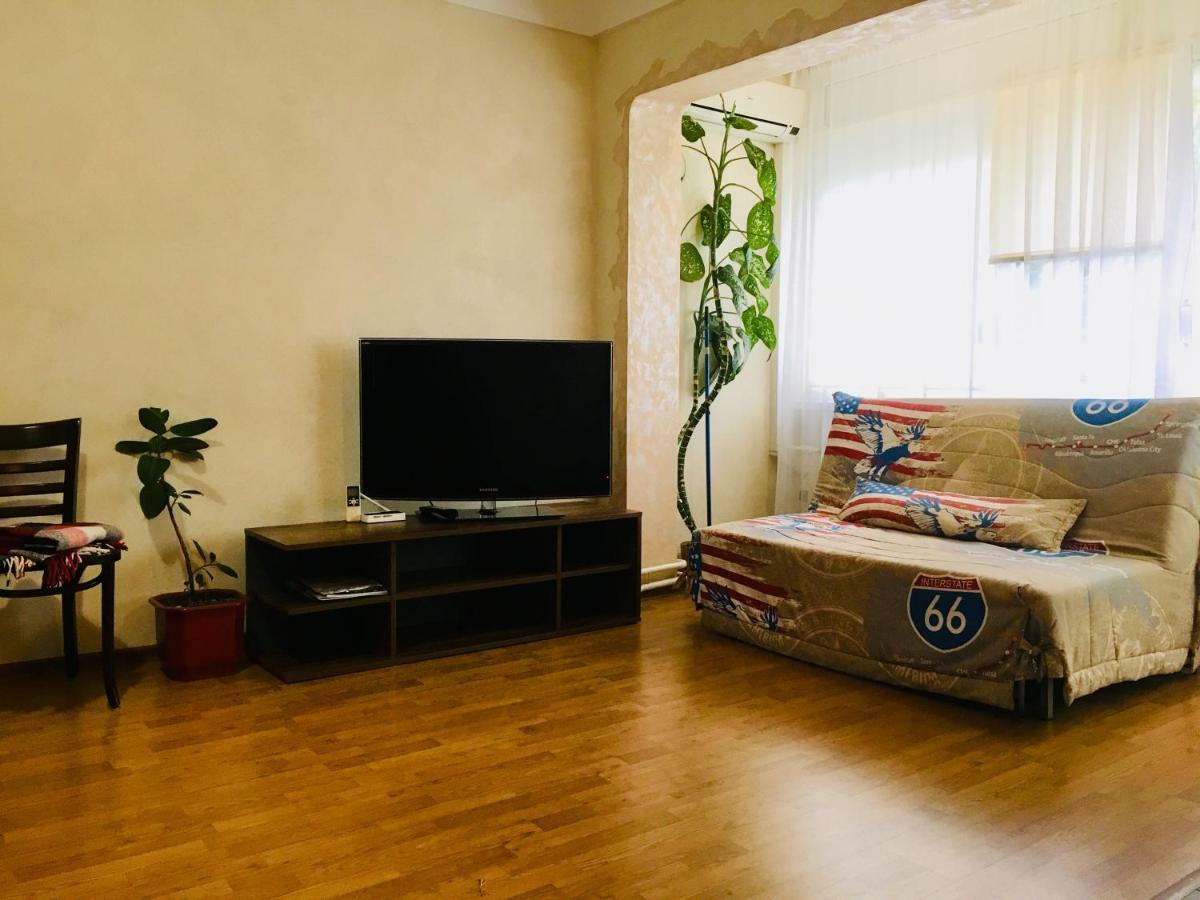 Peremohy Avenue 17 Apartment Kiev Exterior photo